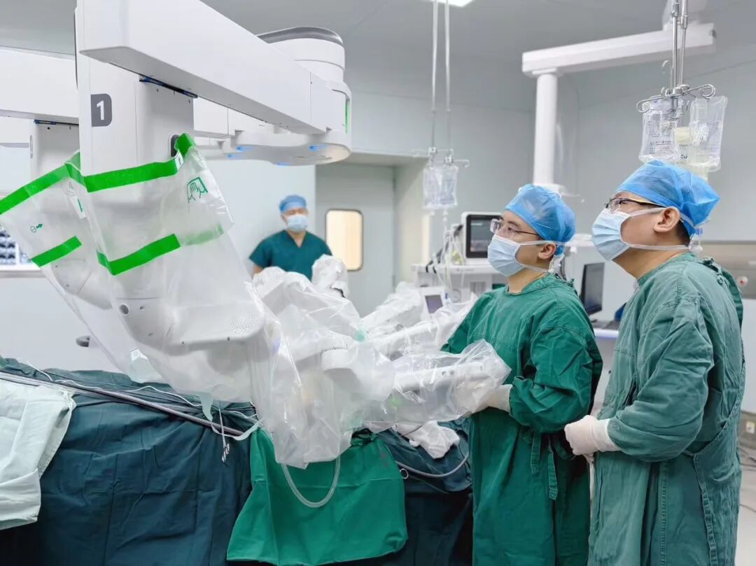 20260129946233.jpg 哈尔滨二四二医院手术现场.jpg